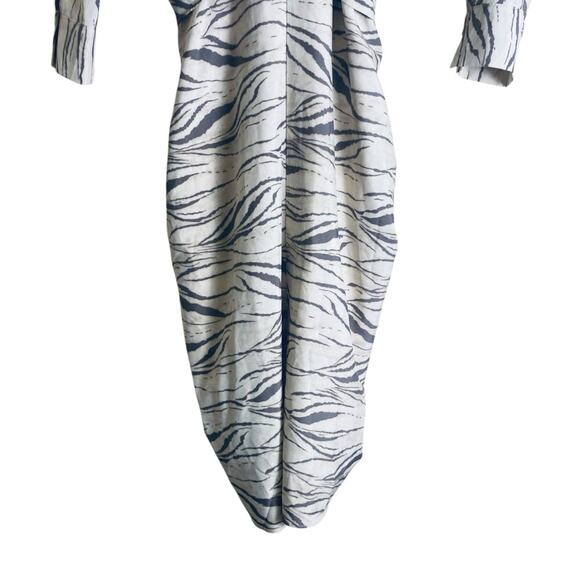 DO+BE Silver Ruched Long Sleeve Dress Animal Print Sz M - Picture 10 of 16